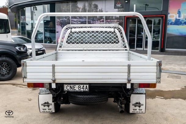 2013 Toyota Hilux Workmate in Silver