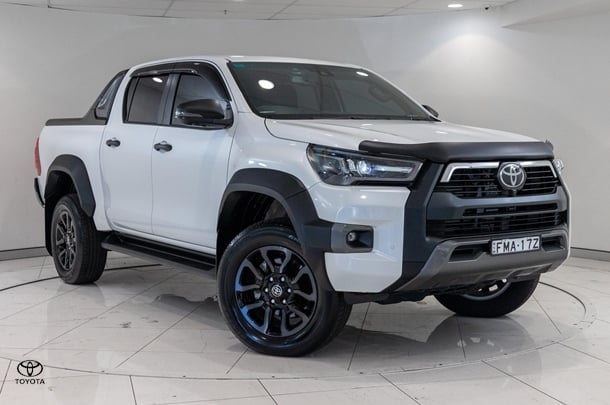 Image of 2024 Toyota HILUX Rogue