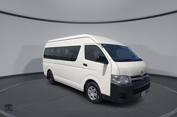 2013 Toyota Hiace SLWB in White