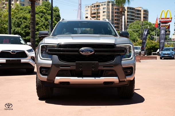 2023 Ford Ranger Wildtrak in Silver