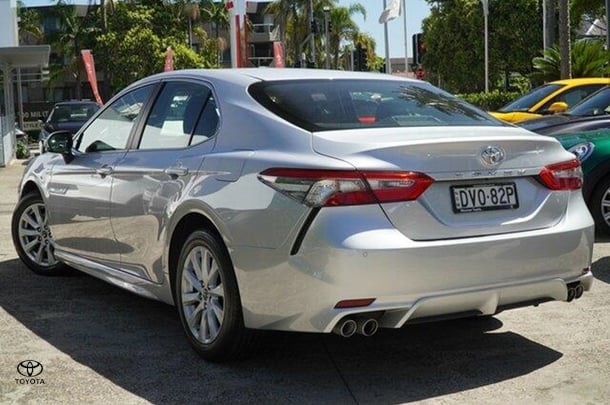 2018 Toyota Camry Ascent Sport in Silver
