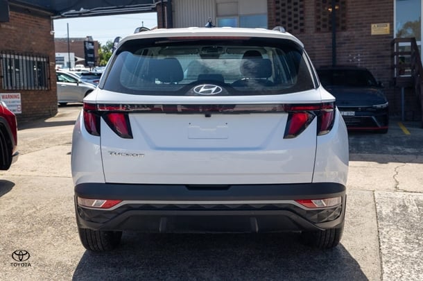 2023 Hyundai Tucson Base in White