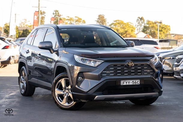 Image of 2020 Toyota RAV4 GXL
