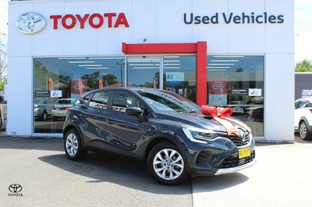 Image of 2022 RENAULT CAPTUR Life