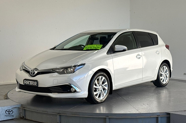Image of 2015 Toyota Corolla Ascent Sport