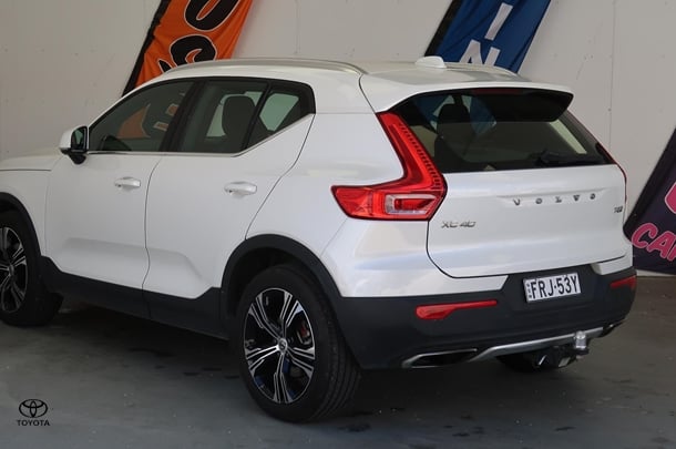 2020 Volvo XC40 T4 Inscription in White