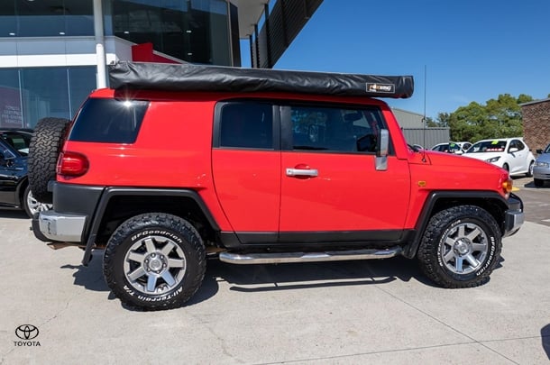 2015 Toyota FJ Cruiser FJ Cruiser in Red