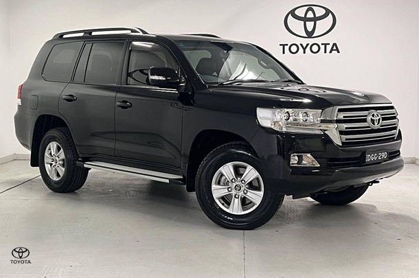 2021 Toyota Landcruiser GXL in Black