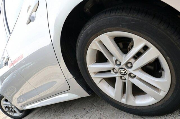 2022 Toyota Corolla Ascent Sport in Silver