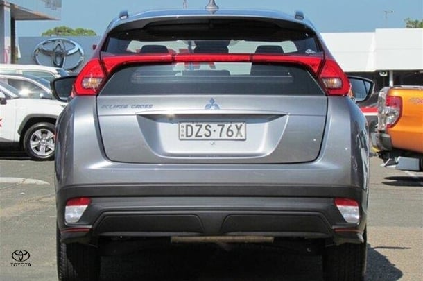 2018 Mitsubishi Eclipse Cross ES in Silver