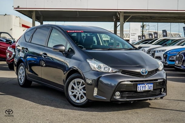 Image of 2015 Toyota Prius v PRIUS V [LEVEL 1]