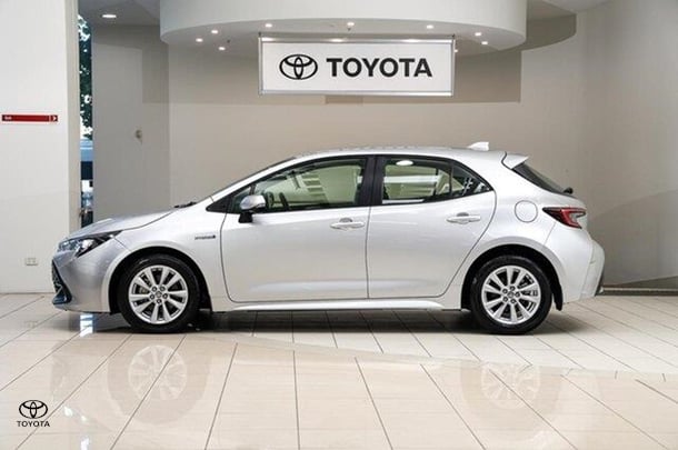 2023 Toyota Corolla Ascent Sport Hybrid in Silver