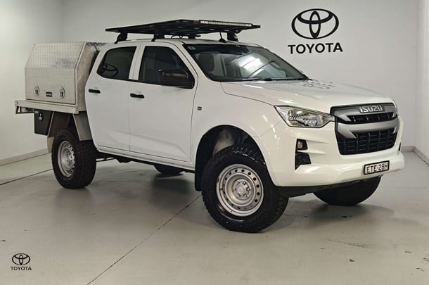 2022 Isuzu D-MAX SX in White