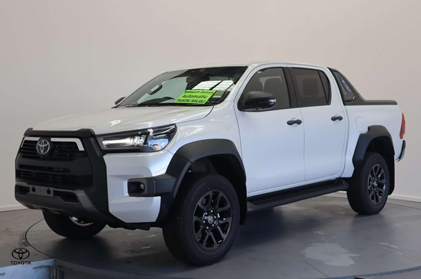 2024 Toyota Hilux Rogue 48V in White