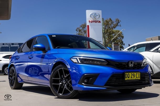 2022 Honda Civic VTi LX in Blue