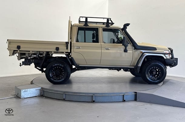 2020 Toyota Landcruiser GXL in Beige