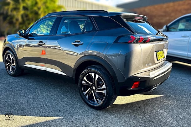 2021 Peugeot 2008 Allure in Grey