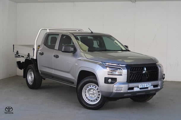 Image of 2025 Mitsubishi Triton GLX