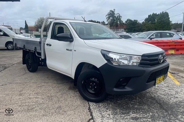 2018 Toyota Hilux Workmate in White