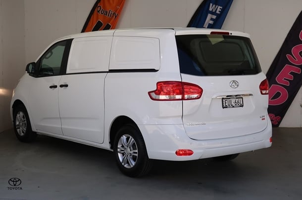 2022 LDV G10 + in White