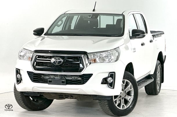 Image of 2019 Toyota Hilux SR
