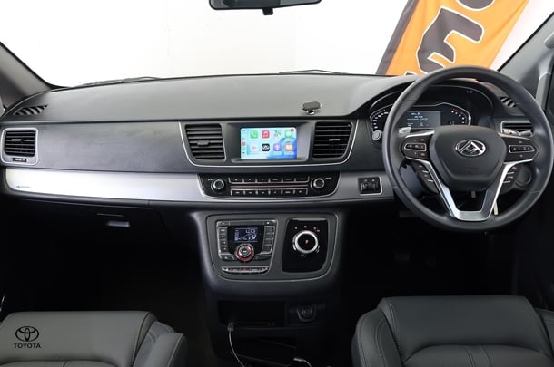 2022 LDV G10 + in White