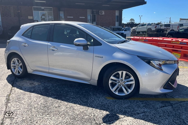 2022 Toyota Corolla Ascent Sport in Silver