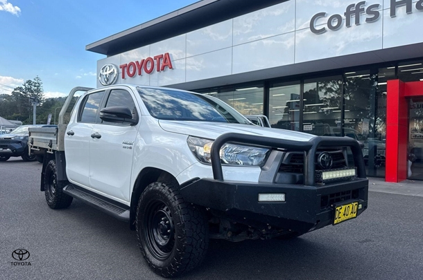 Image of 2022 Toyota Hilux SR