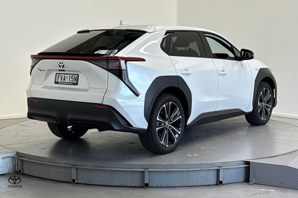 2024 Toyota bZ4X Standard 2WD in White