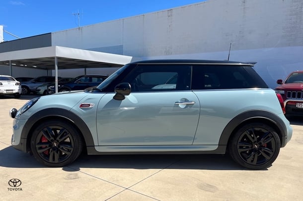 2018 MINI Hatch John Cooper Works in Blue