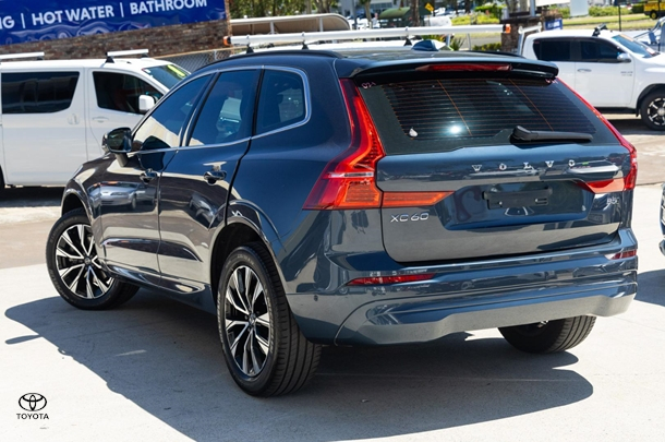 2022 Volvo XC60 Plus B5 in Other