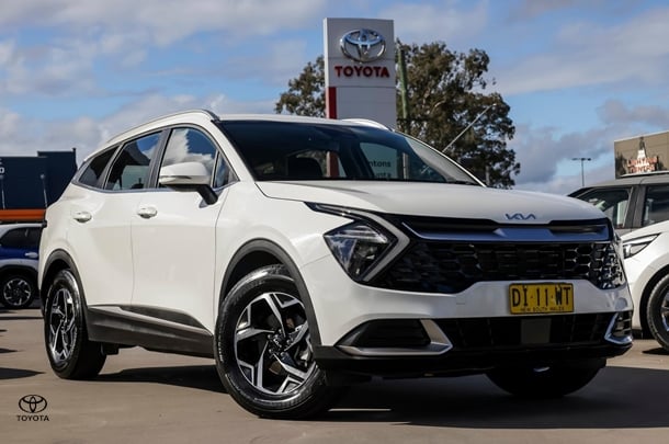 Image of 2024 Kia Sportage S