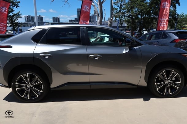 2023 Toyota bZ4X Base in Bronze