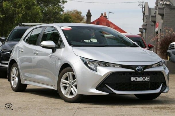 2022 Toyota Corolla Ascent Sport in Silver