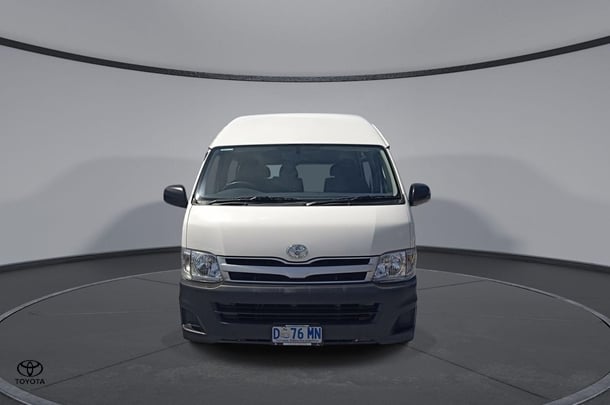 2013 Toyota Hiace SLWB in White