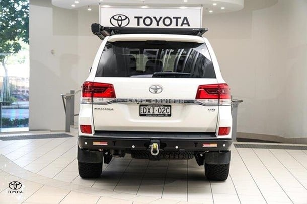 2018 Toyota Landcruiser Sahara in White