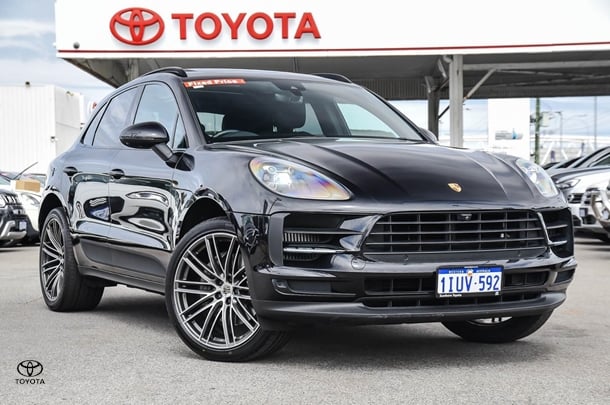 2019 Porsche Macan S in Black