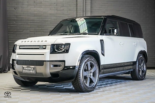 2025 Land Rover Defender 110 D350 X-Dynamic HSE in White