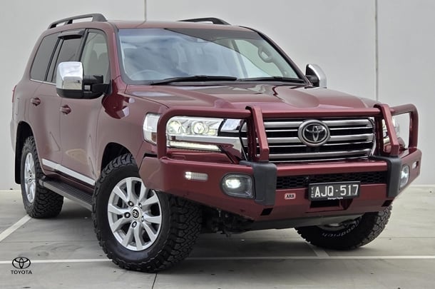 Image of 2016 Toyota Landcruiser Sahara