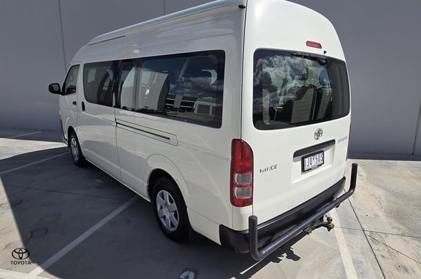 2017 Toyota Hiace Commuter in White