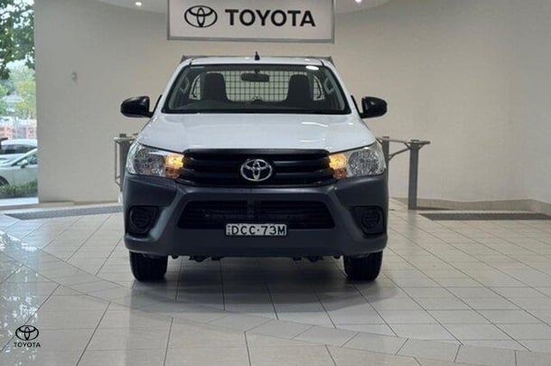2015 Toyota Hilux Workmate in White