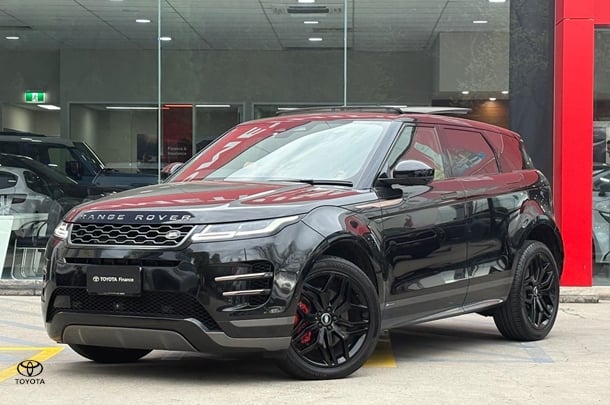 2021 Land Rover Range Rover Evoque P250 R-Dynamic SE in Black