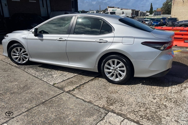 2023 Toyota Camry Ascent in Silver