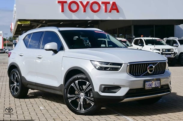 Image of 2021 VOLVO XC40 T4 Inscription