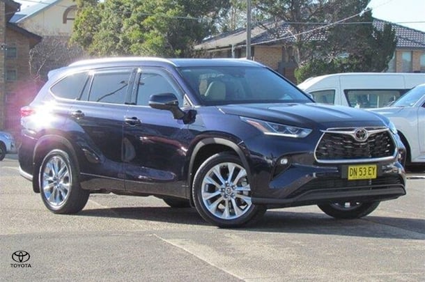 Image of 2023 Toyota Kluger Grande