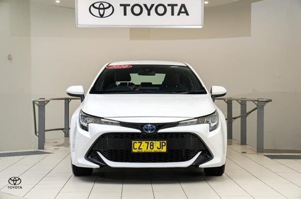 2020 Toyota Corolla Ascent Sport Hybrid in White