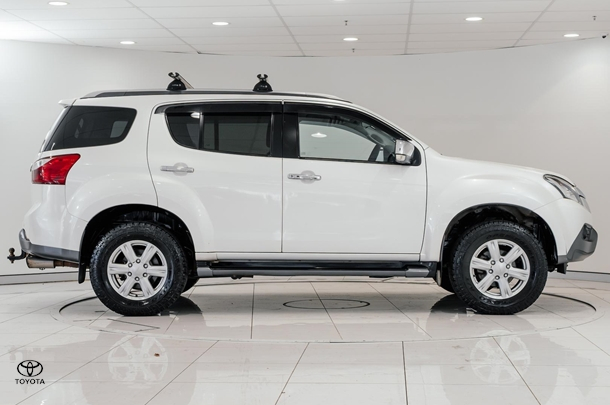 2015 Isuzu MU-X LS-T in Other