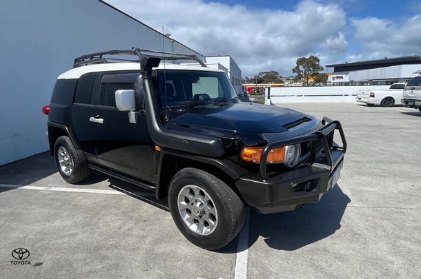 2012 Toyota FJ Cruiser FJ Cruiser in Two Tone Black