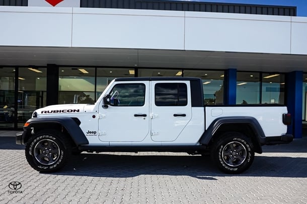 2021 Jeep Gladiator Rubicon in White