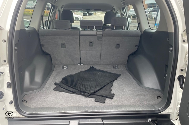 2013 Toyota Landcruiser Prado GX in White